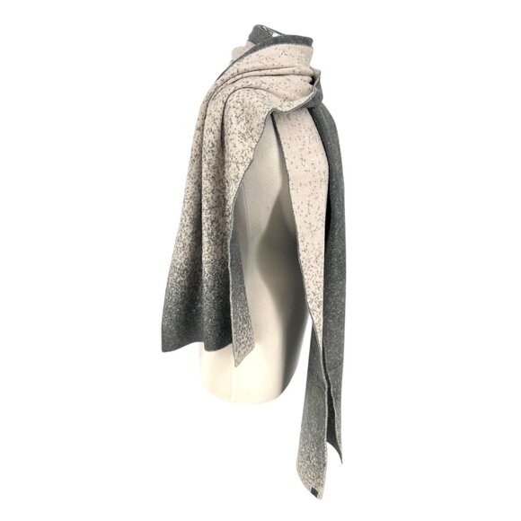 Barefoot Dreams CozyChic Lite Confetti Scarf Smokey Green Fog Gray NWT - Picture 7 of 8